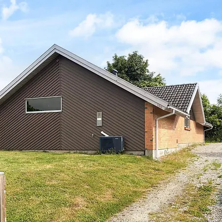 4 Star In Juelsminde Hébergement de vacances Sonderby (Midtjylland)