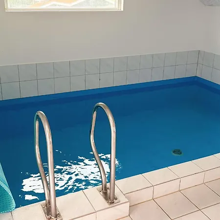 4 Star In Juelsminde Sønderby