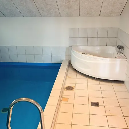 4 Star In Juelsminde * Sønderby